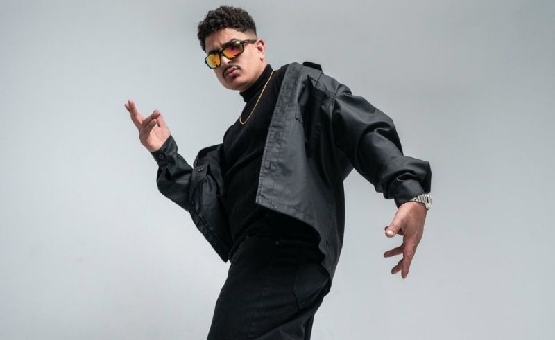 إيڤيل يقدم تحية لصوت وثقافة صعيد مصر في ١١١ حرب