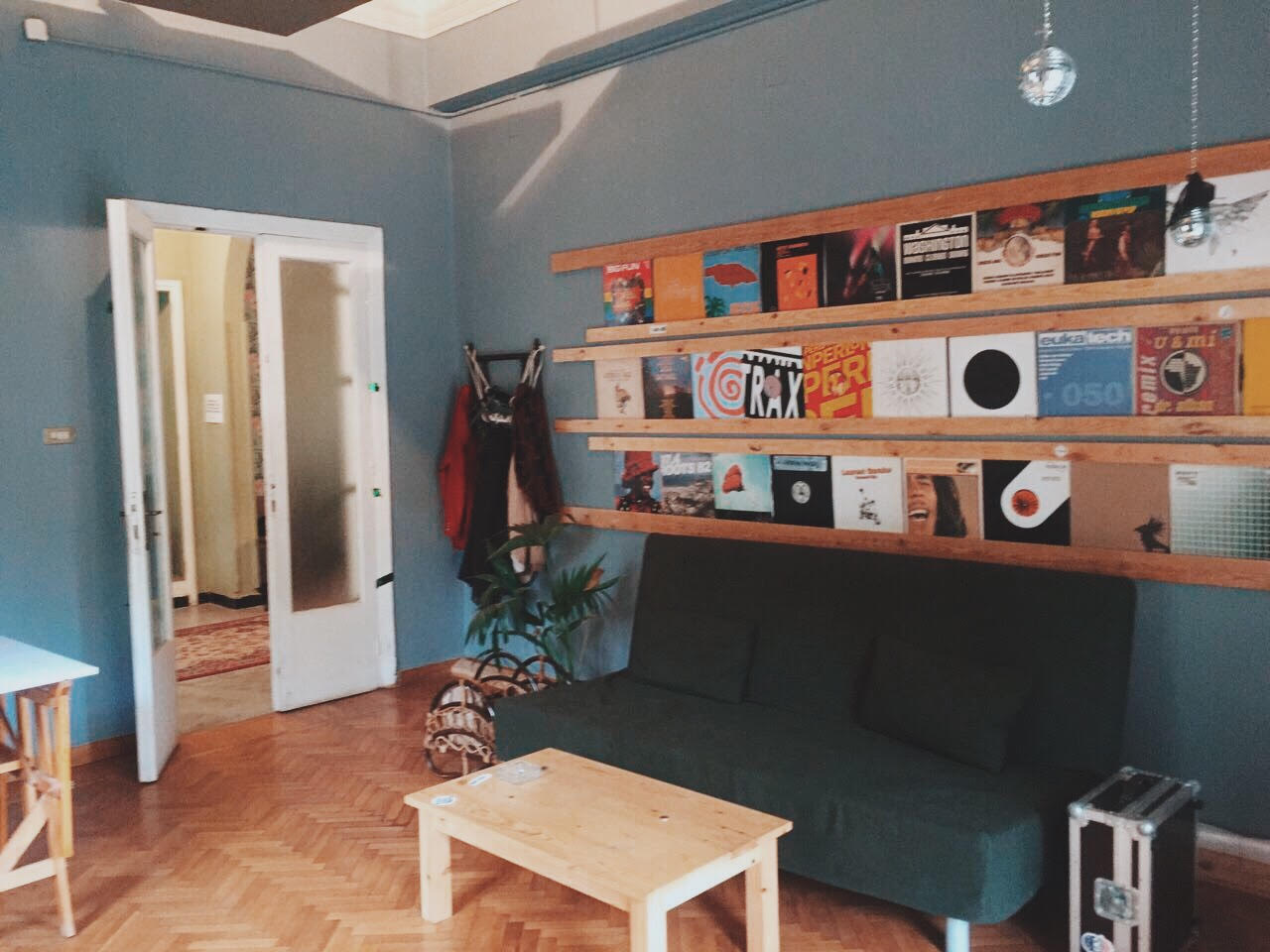 Sakanat Studio: A Vinyl Haven in Maadi