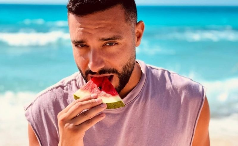 Amro El Meligy Becomes the Life of the Party on ‘El Hafla’