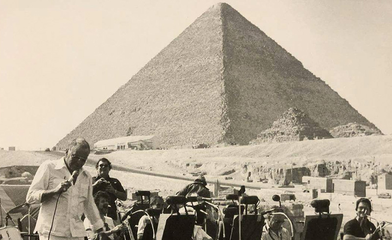 Louis Armstrong at the Spinx and Egyptian Pyrimids Vintage black